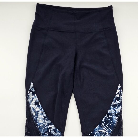 Athleta‎ Mixed Print 7/8 Length Salutation Leggings Women's Size Small - Picture 1 of 6